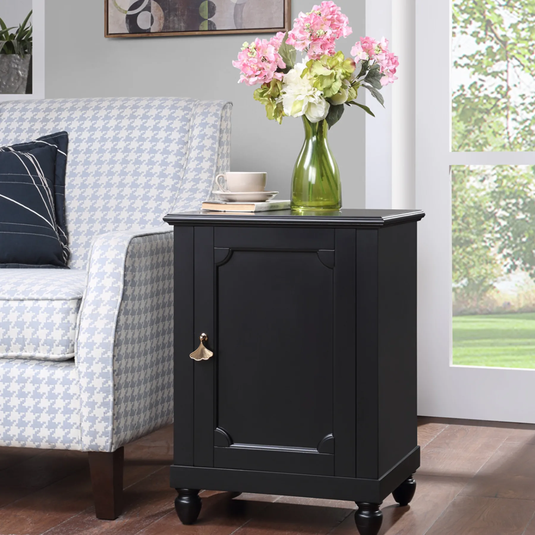 * Asbury 1-Door Cabinet Exquisite Gifts< Cabinets & Chests