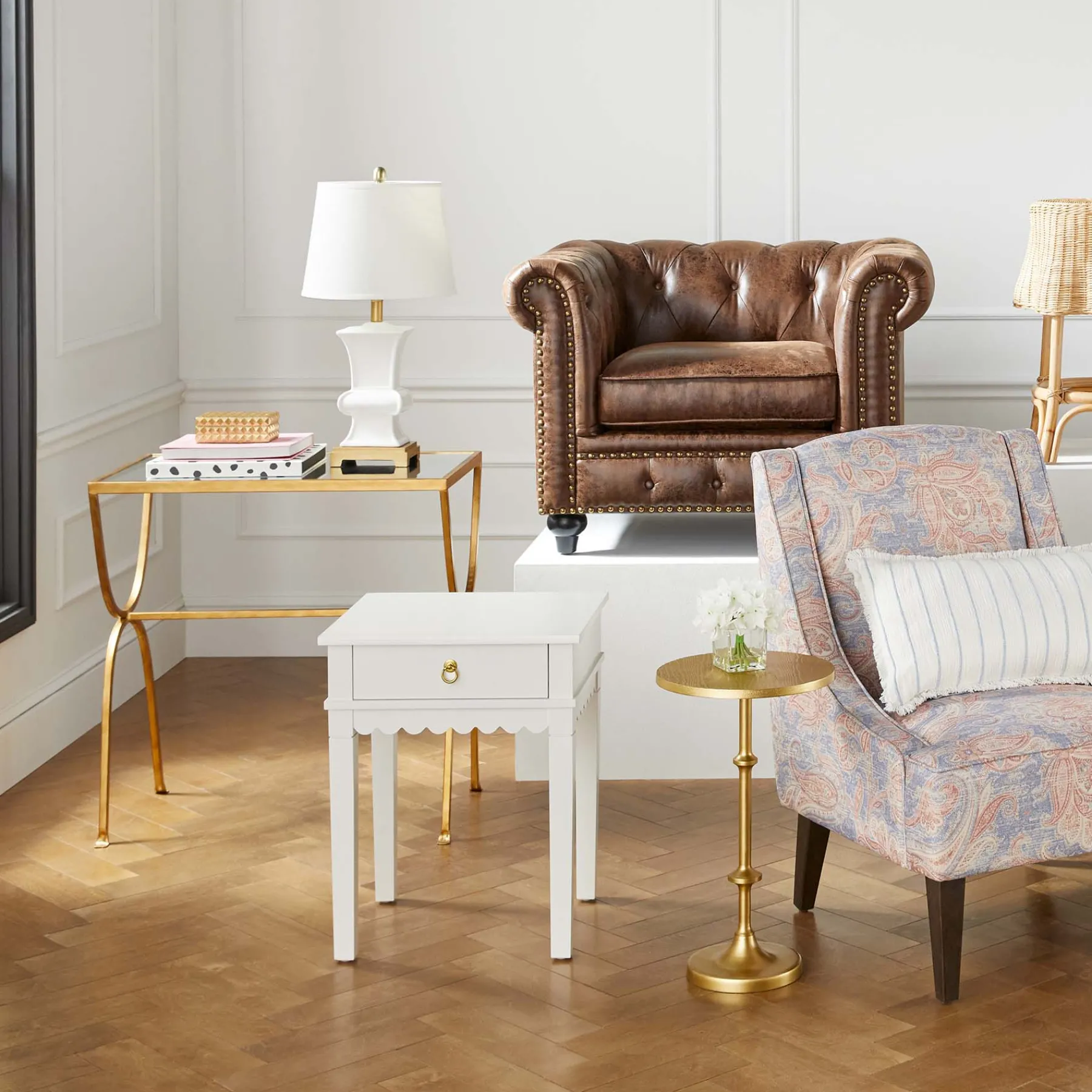 * Astoria Accent Table, Gold Outlet< Accent Tables