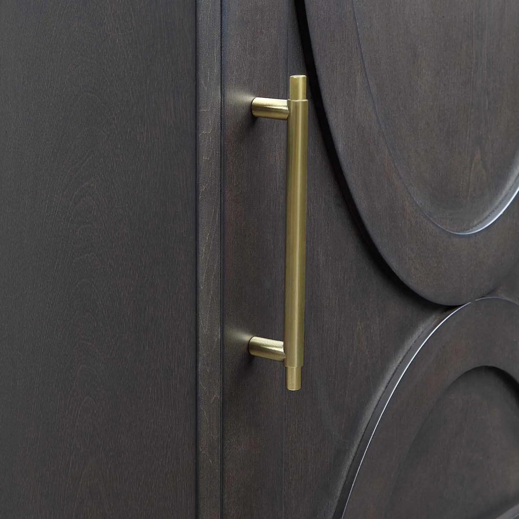 * Ezra Dark Brown Cabinet With Gold Handle Promotion< Cabinets & Chests