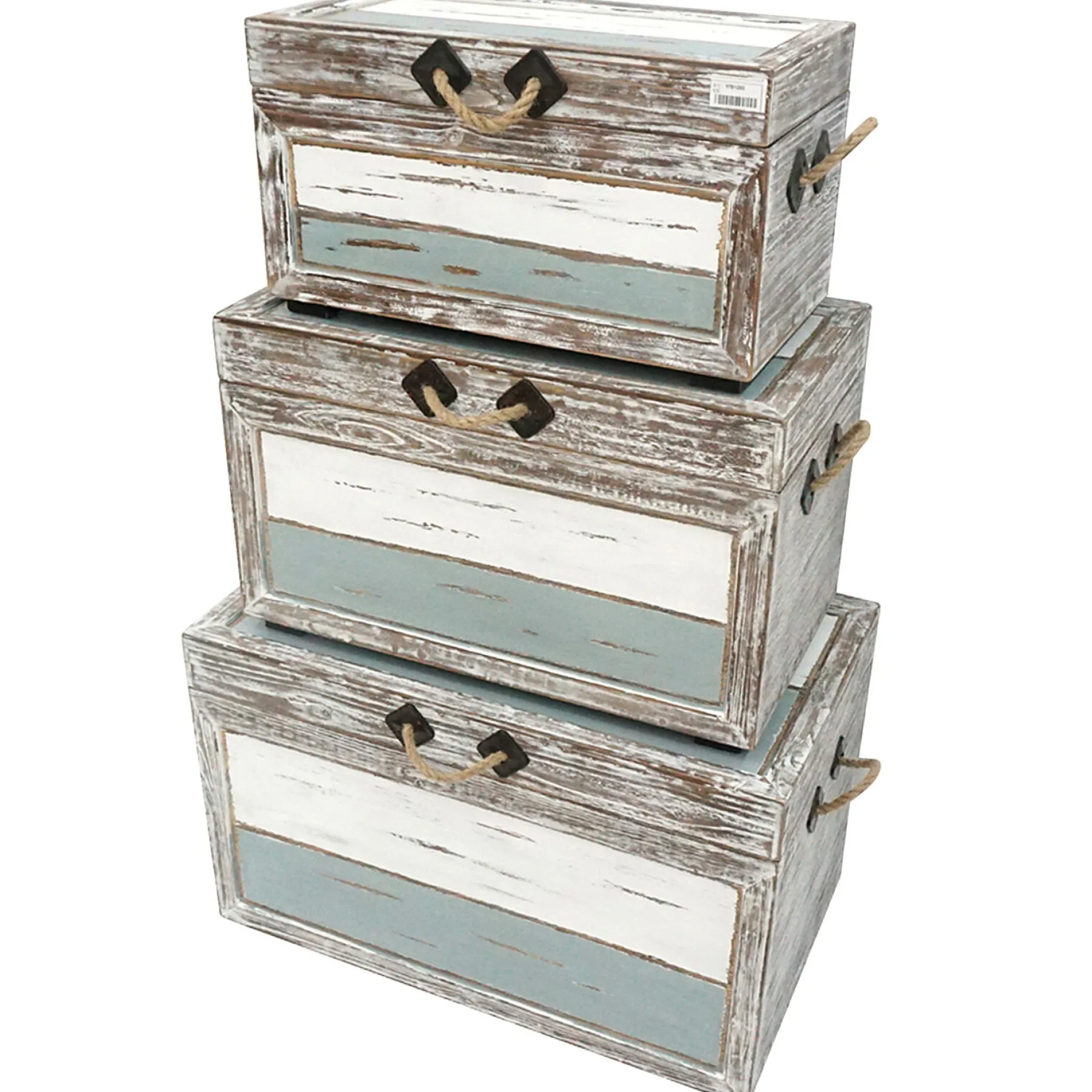* Nantucket Weathered Wood Decorative Storage Trunk, Medium Fashion< Accent Tables