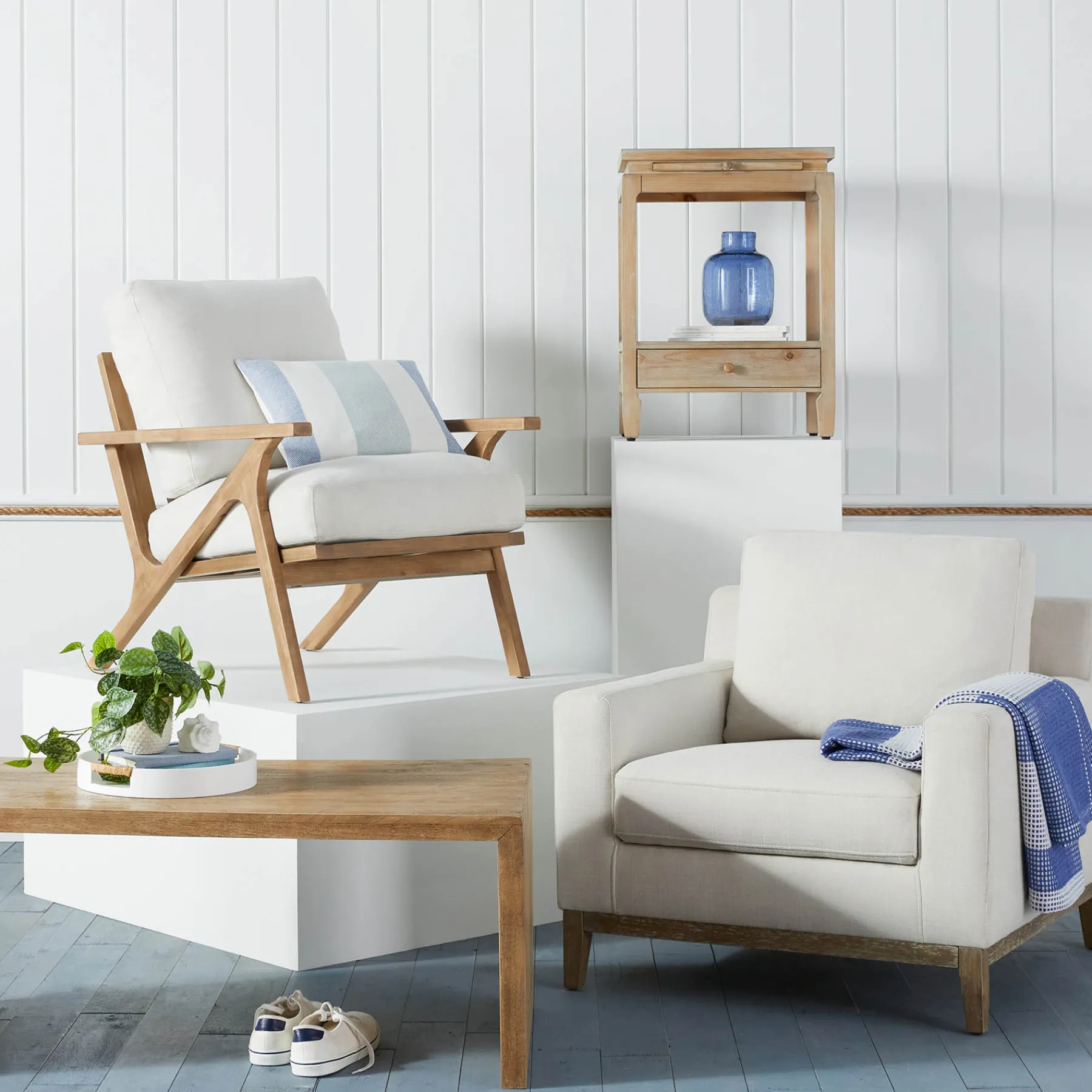 * Ty Pennington Wooden Arm Chair Good Quality< Accent Chairs
